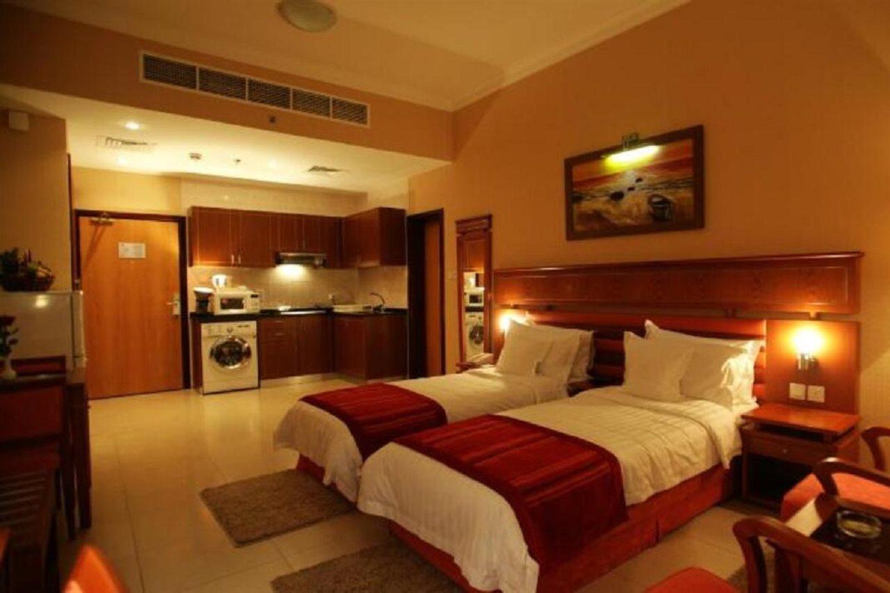 Wescott Pearl Hotel Apartments Dubái Exterior foto