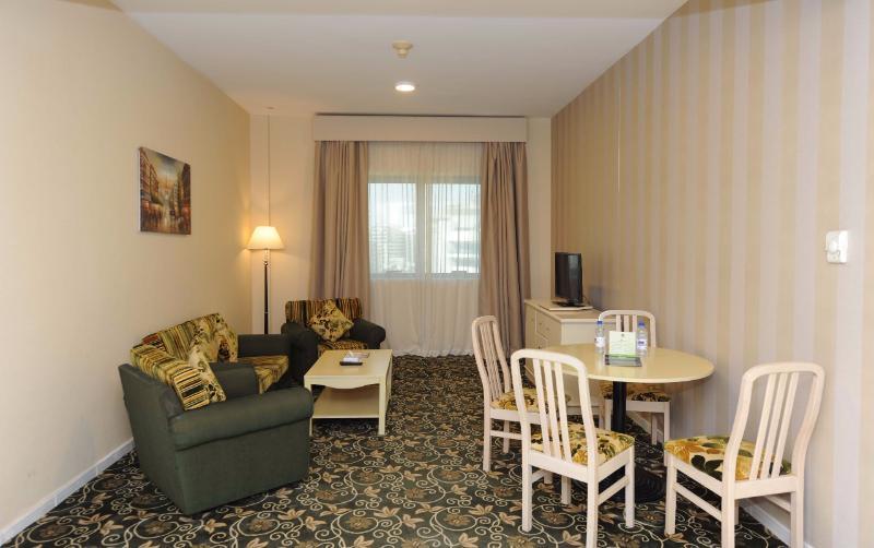 Wescott Pearl Hotel Apartments Dubái Exterior foto